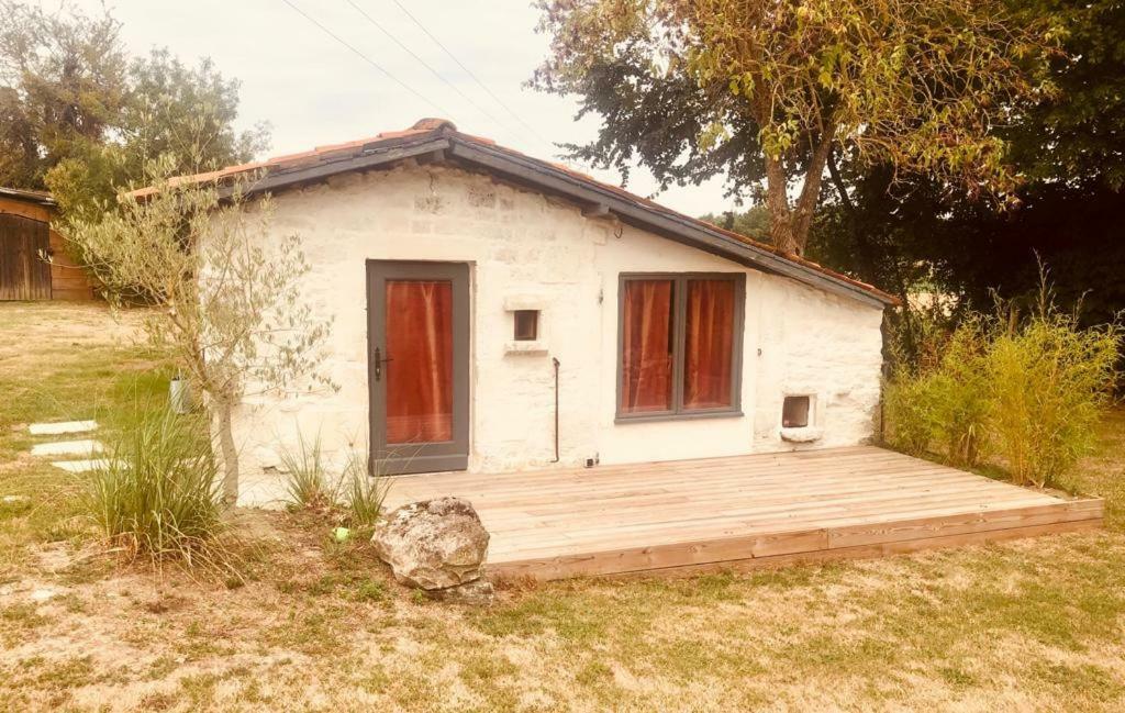Le Gite Des 3 Saules Saint-Savinien Экстерьер фото
